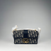 Dior 30 Montaigne East-West Bag with Chain