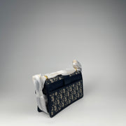Dior 30 Montaigne East-West Bag with Chain