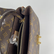 Louis Vuitton Pochette Metis