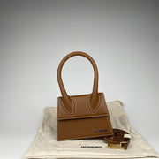 Jacquemus The Medium Chiquito Brown